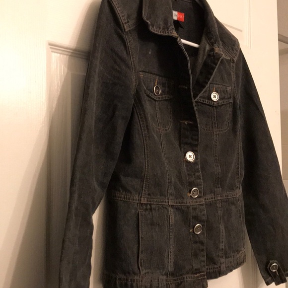 French Cuff Button Down Jean Jacket - Picture 6 of 7